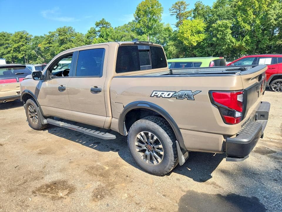 2024 NISSAN TITAN PRO-4X 2