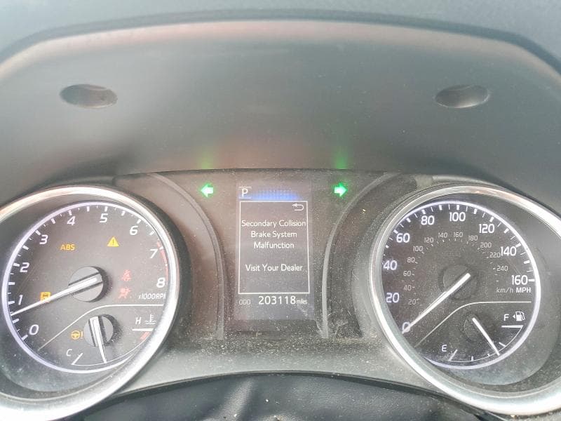 2018 TOYOTA CAMRY SE 9