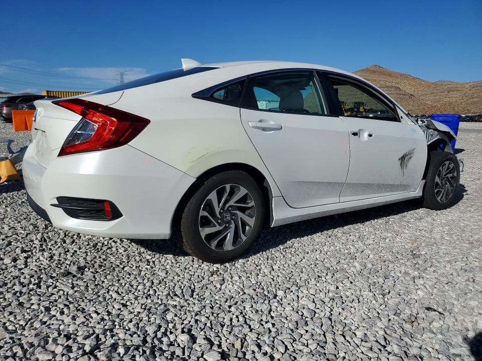 2017 HONDA CIVIC EX 3