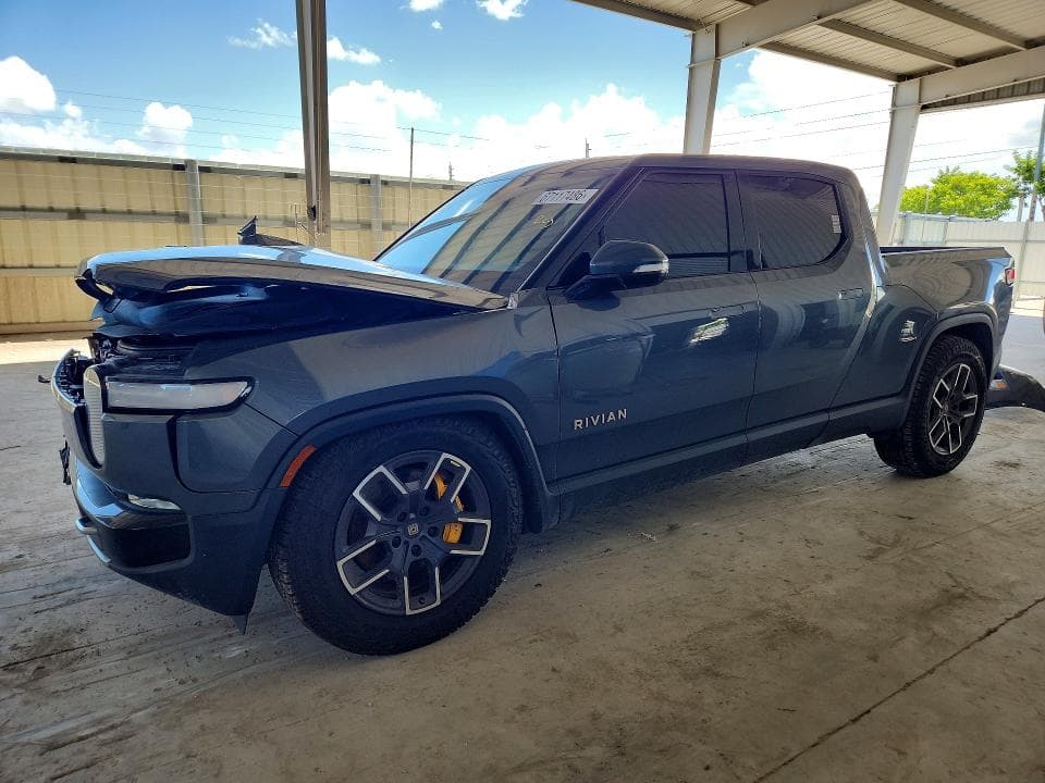 2022 RIVIAN R1T ADVENTURE - 1