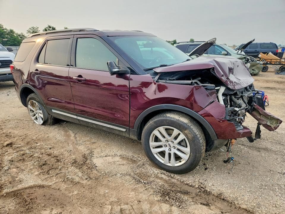 2018 FORD EXPLORER XLT 4