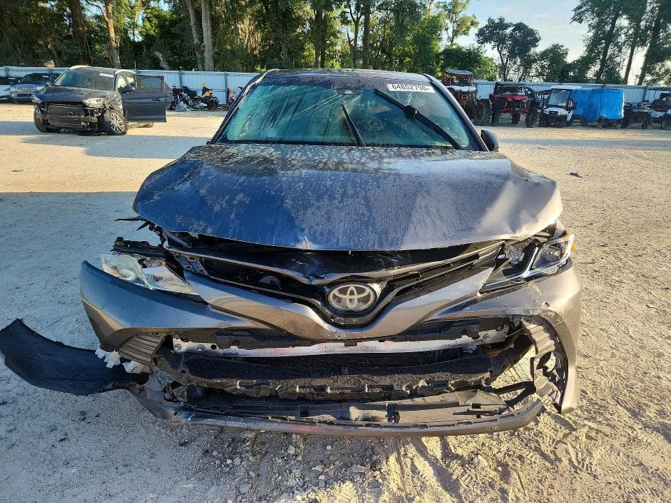 2018 TOYOTA CAMRY LE 5