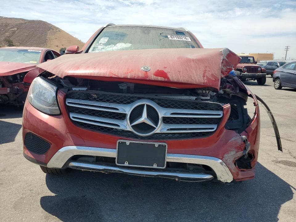 2018 MERCEDES-BENZ GLC 300 5