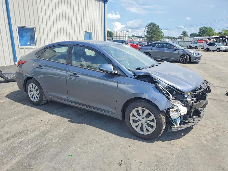 2020 HYUNDAI ACCENT SE 4