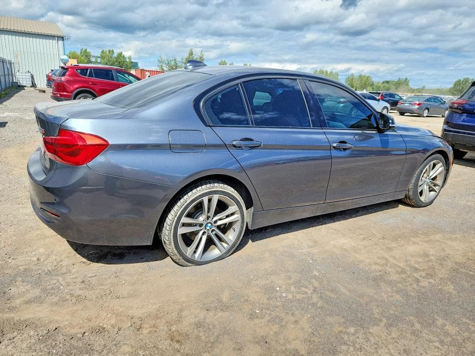 2017 BMW 320 XI 3