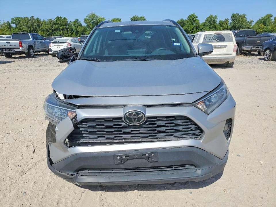 2020 TOYOTA RAV4 XLE PREMIUM 5