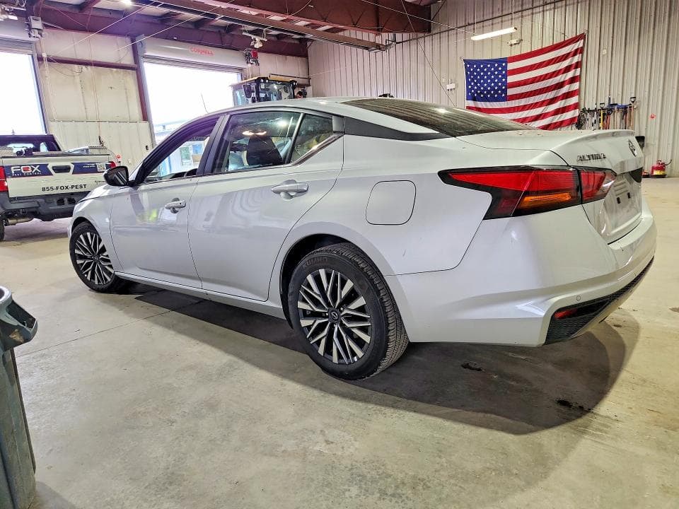 2026 NISSAN ALTIMA SV 2