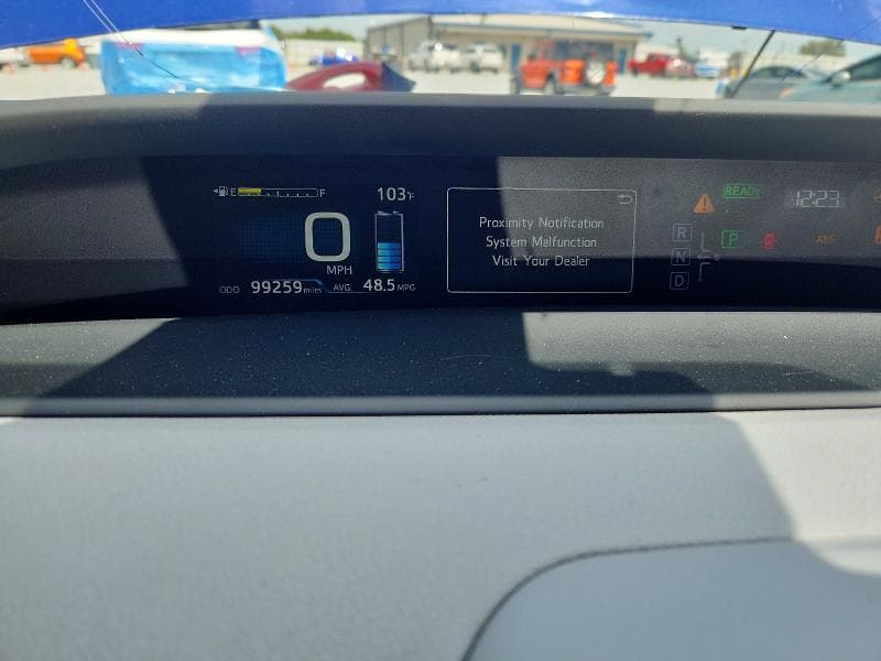 2017 TOYOTA PRIUS FOUR TOURING 9