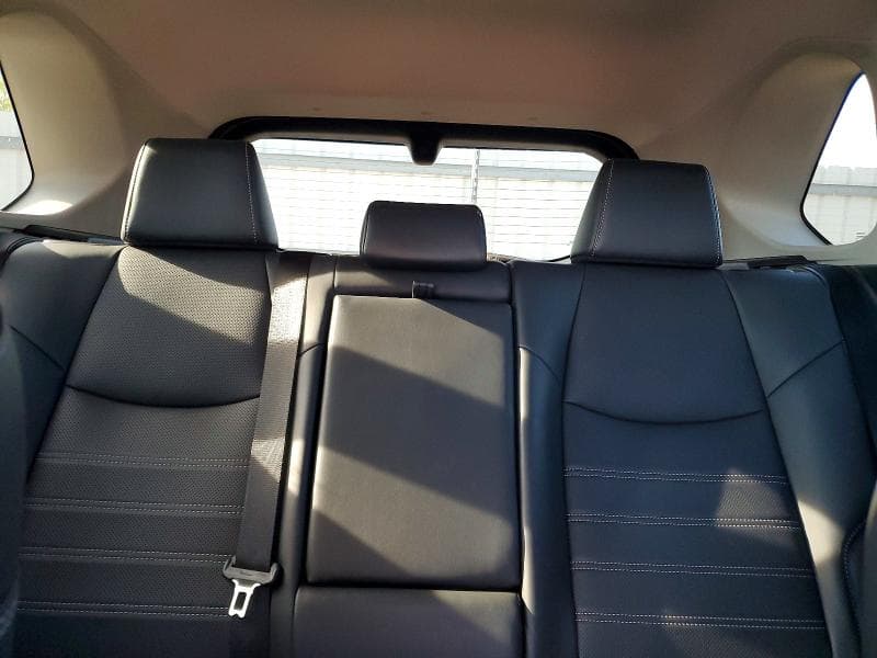 2020 TOYOTA RAV4 LIMITED 10