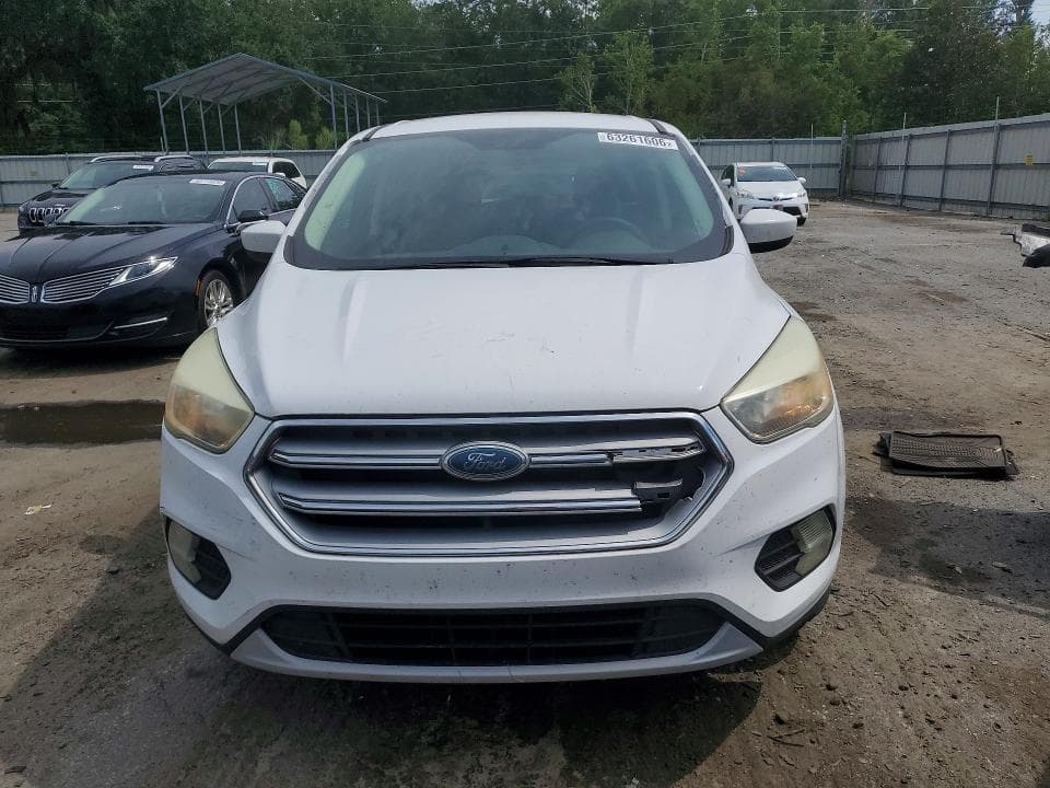 2017 FORD ESCAPE SE 5