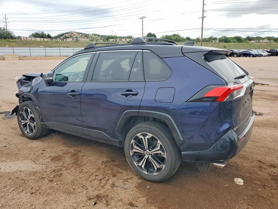 2025 TOYOTA RAV4 XSE 2