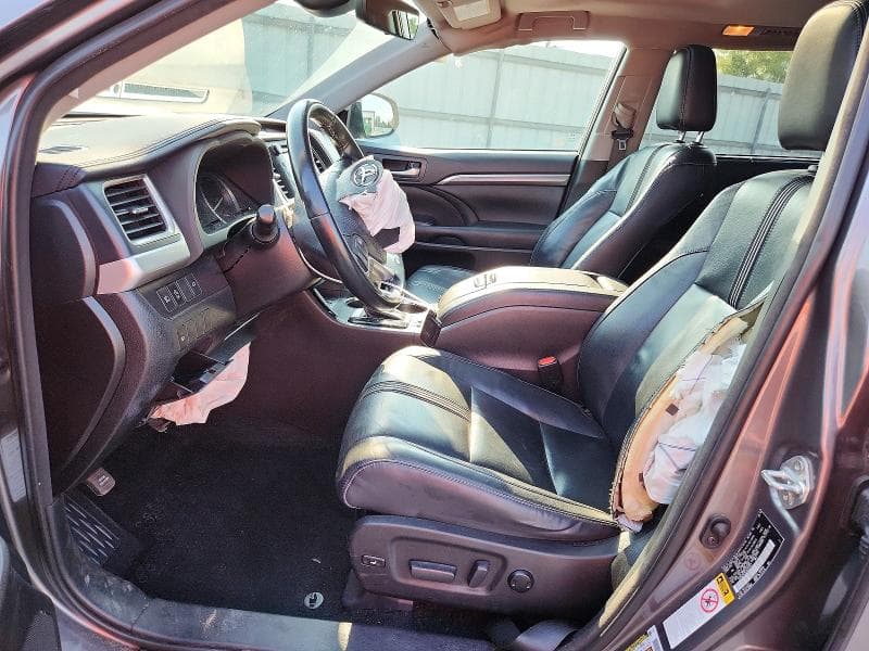 2018 TOYOTA HIGHLANDER SE 7