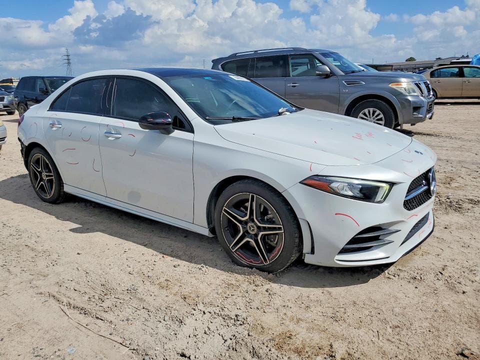 2020 MERCEDES-BENZ A 220 4MATIC 4
