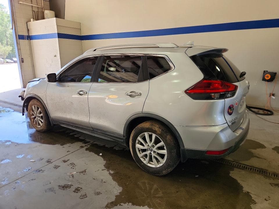 2017 NISSAN ROGUE SV 2
