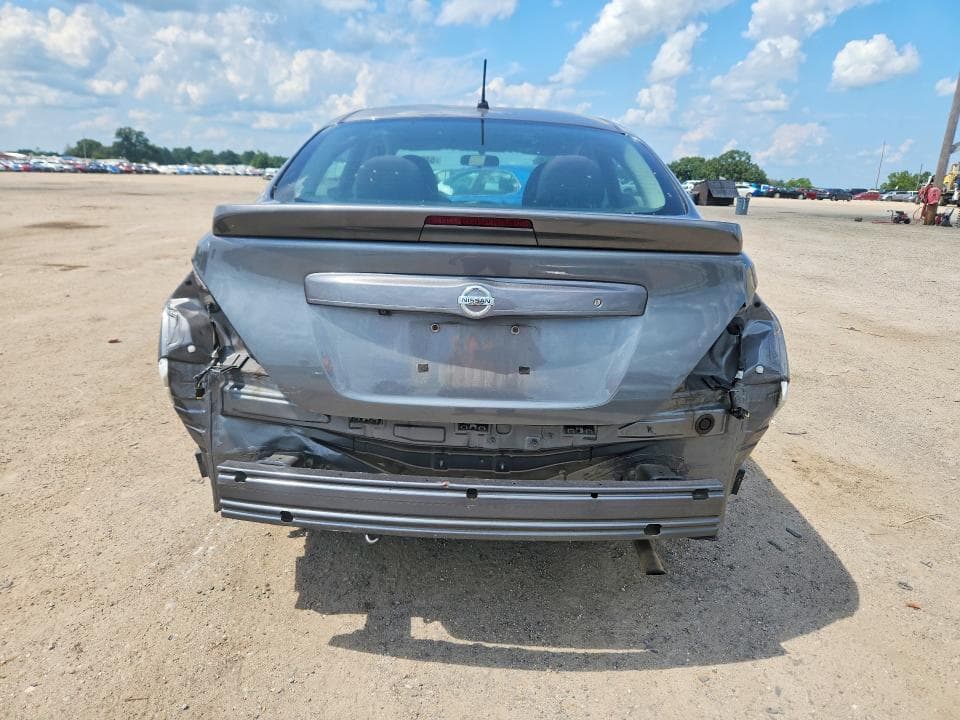 2019 NISSAN VERSA SV 6