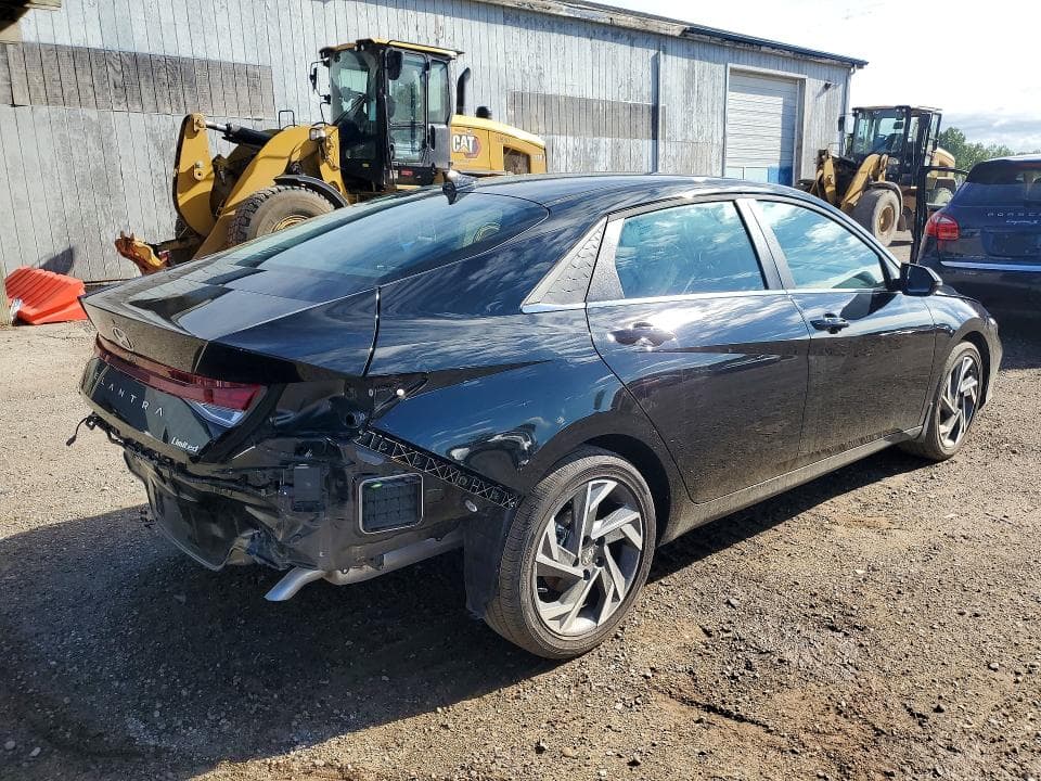 2026 HYUNDAI ELANTRA LIMITED 3
