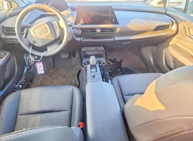 2025 TOYOTA PRIUS NIGHTSHADE 8