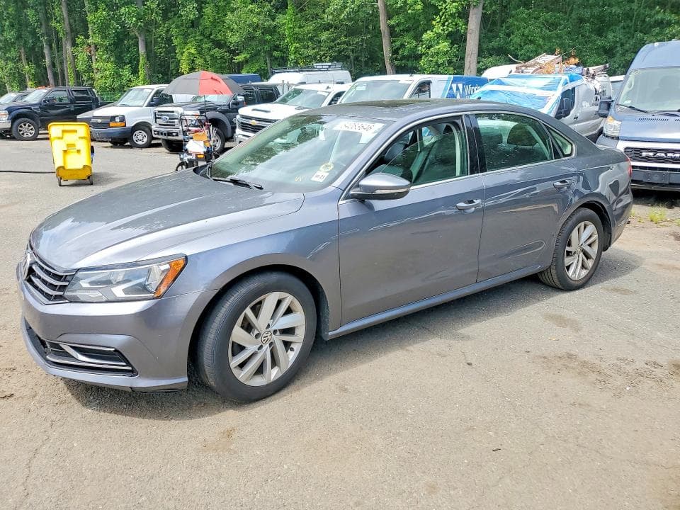 2018 VOLKSWAGEN PASSAT SE - 1