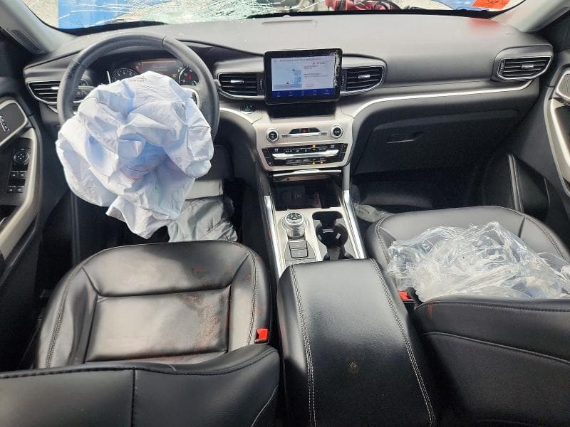 2021 FORD EXPLORER XLT 8
