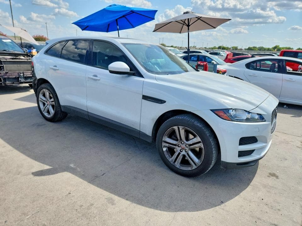 2017 JAGUAR F-PACE PRESTIGE 4