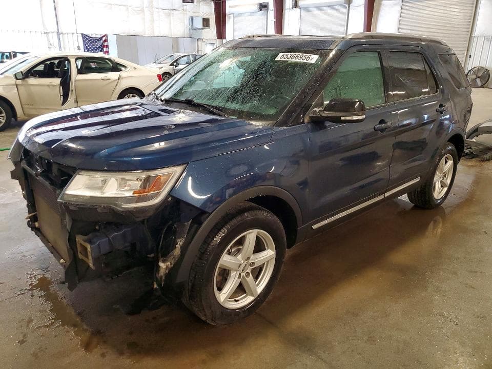 2017 FORD EXPLORER XLT - 1