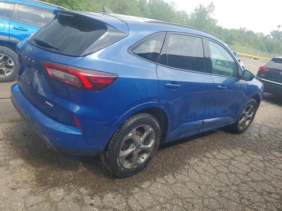 2023 FORD ESCAPE ST LINE 3