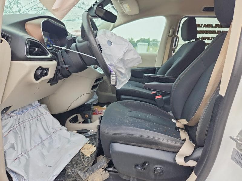 2017 CHRYSLER PACIFICA LX 7
