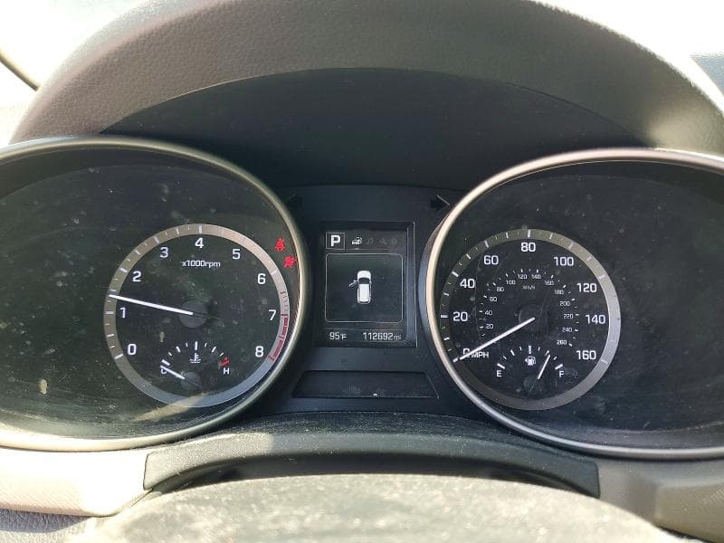 2017 HYUNDAI SANTA FE SE 9