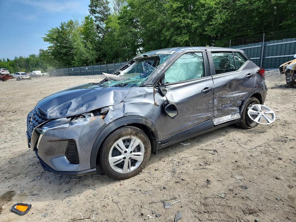 2024 NISSAN KICKS S