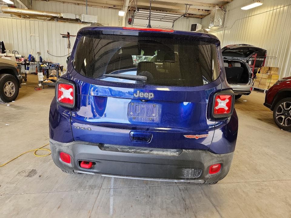 2019 JEEP RENEGADE TRAILHAWK 6