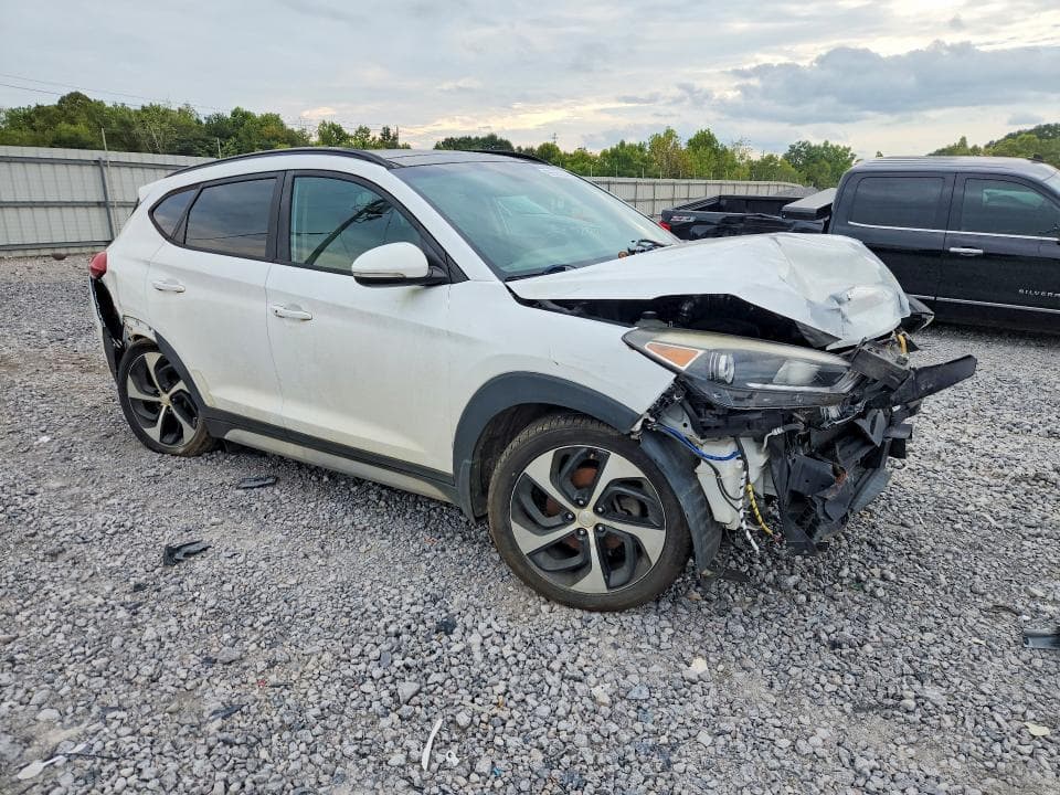 2018 HYUNDAI TUCSON VALUE 4