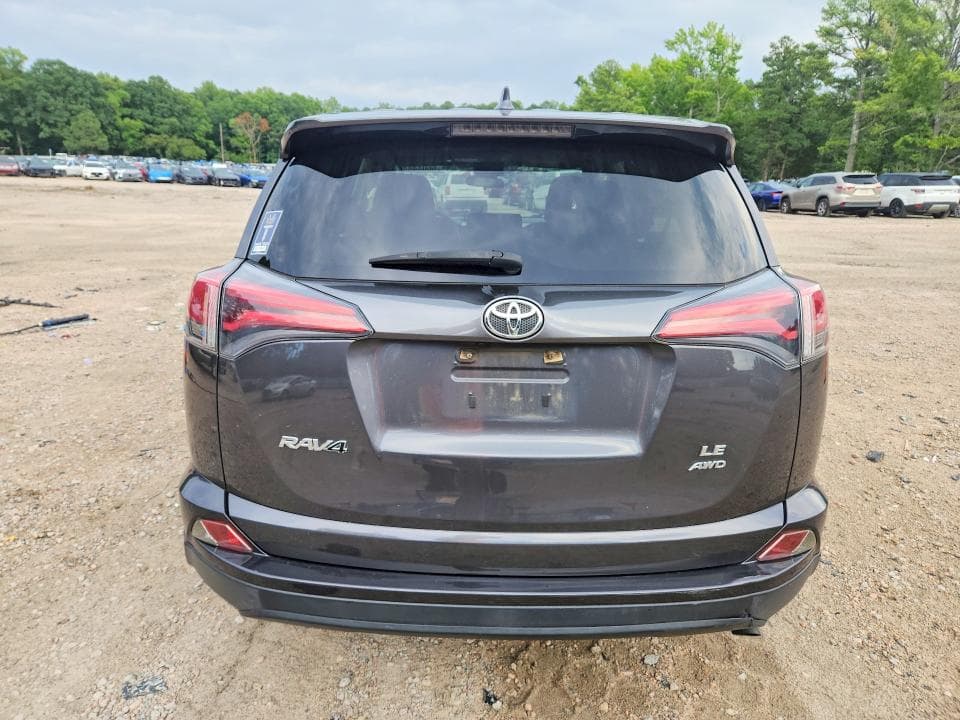 2018 TOYOTA RAV4 LE 6