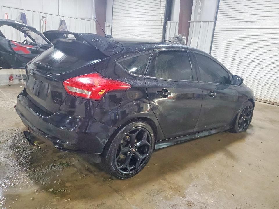 2017 FORD FOCUS ST 3