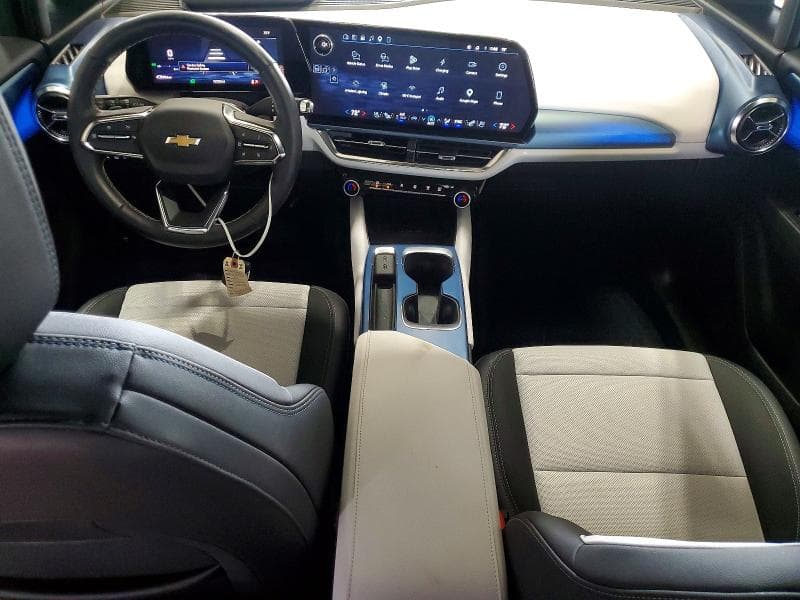 2025 CHEVROLET EQUINOX LT 8