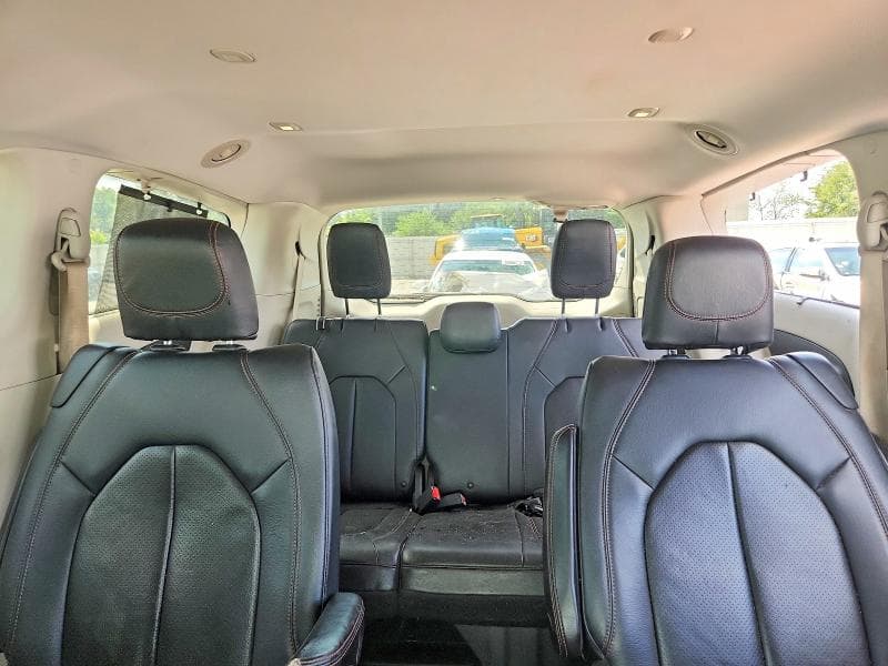 2018 CHRYSLER PACIFICA TOURING L 10