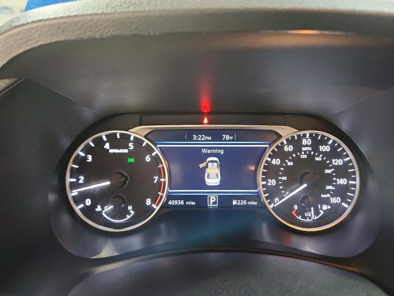 2025 NISSAN SENTRA SV 9