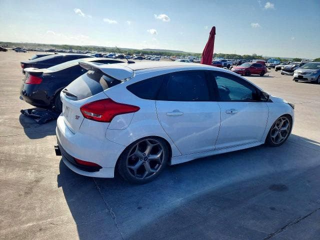 2018 FORD FOCUS ST 3