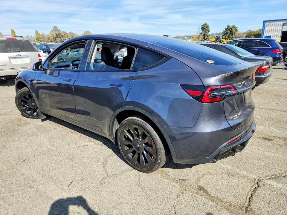 2023 TESLA MODEL Y 2