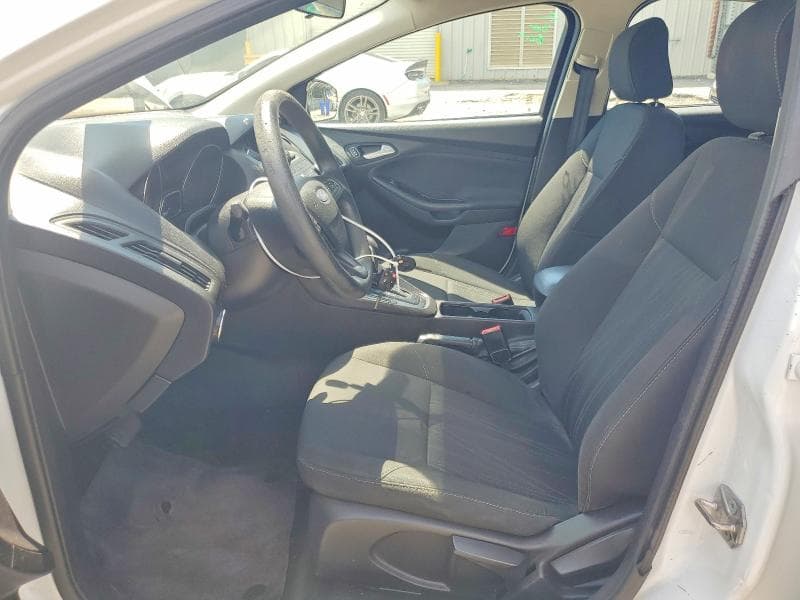 2017 FORD FOCUS SE 7