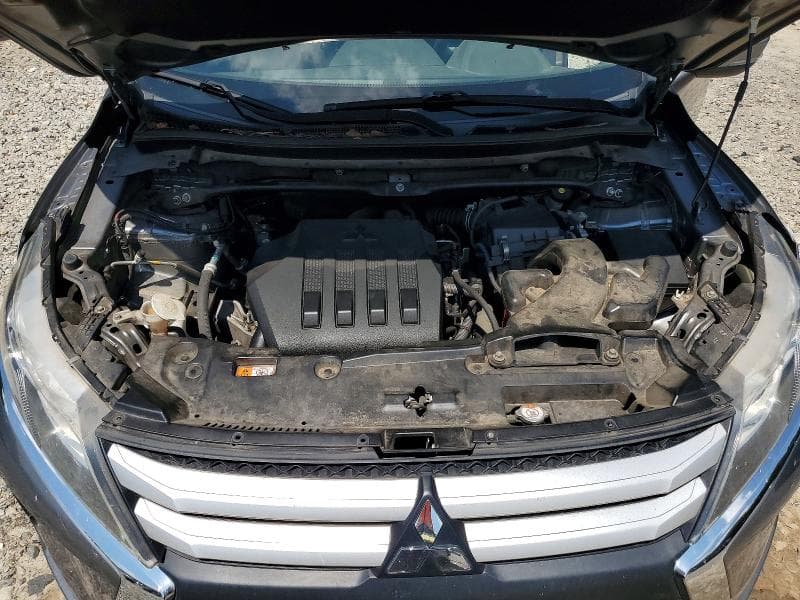 2019 MITSUBISHI ECLIPSE CROSS ES 12