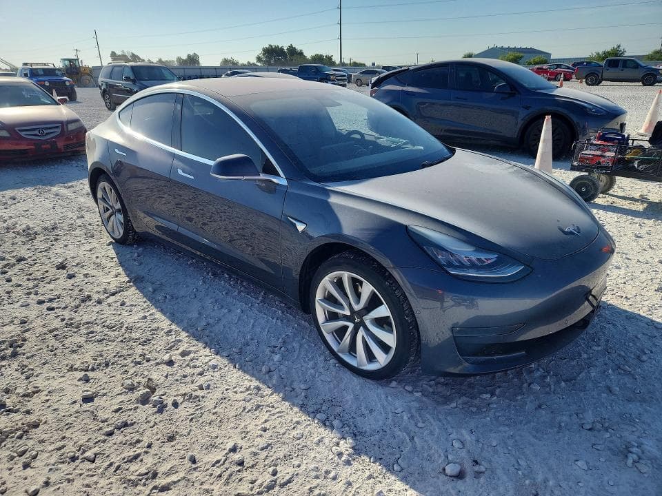 2019 TESLA MODEL 3 4