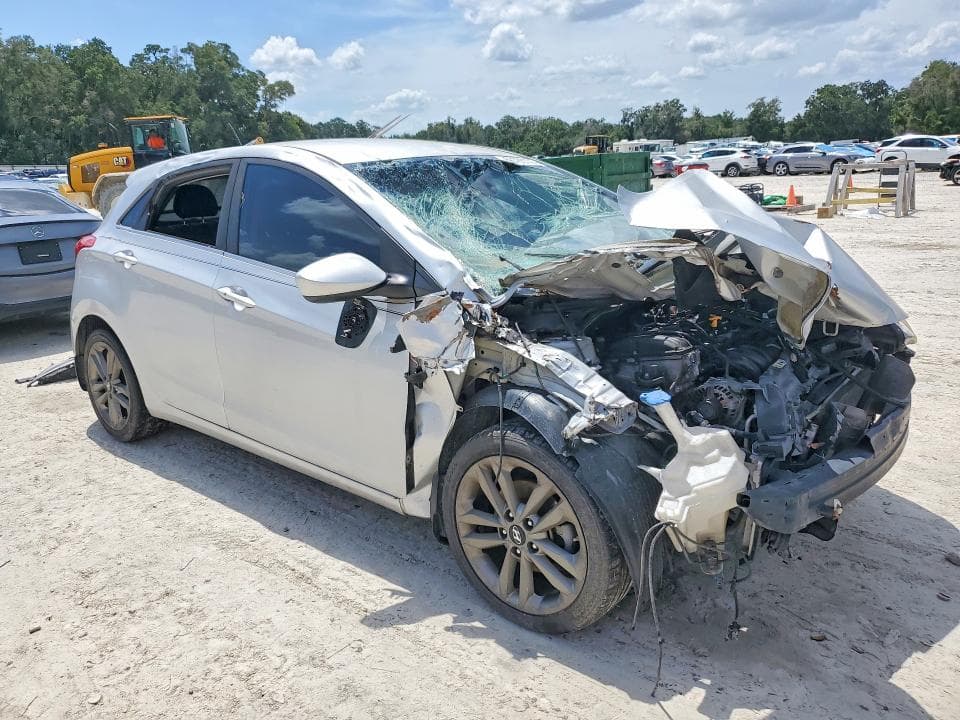 2017 HYUNDAI ELANTRA GT BASE 4