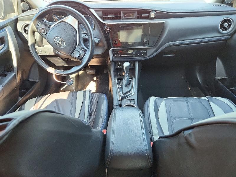 2018 TOYOTA COROLLA SE 8