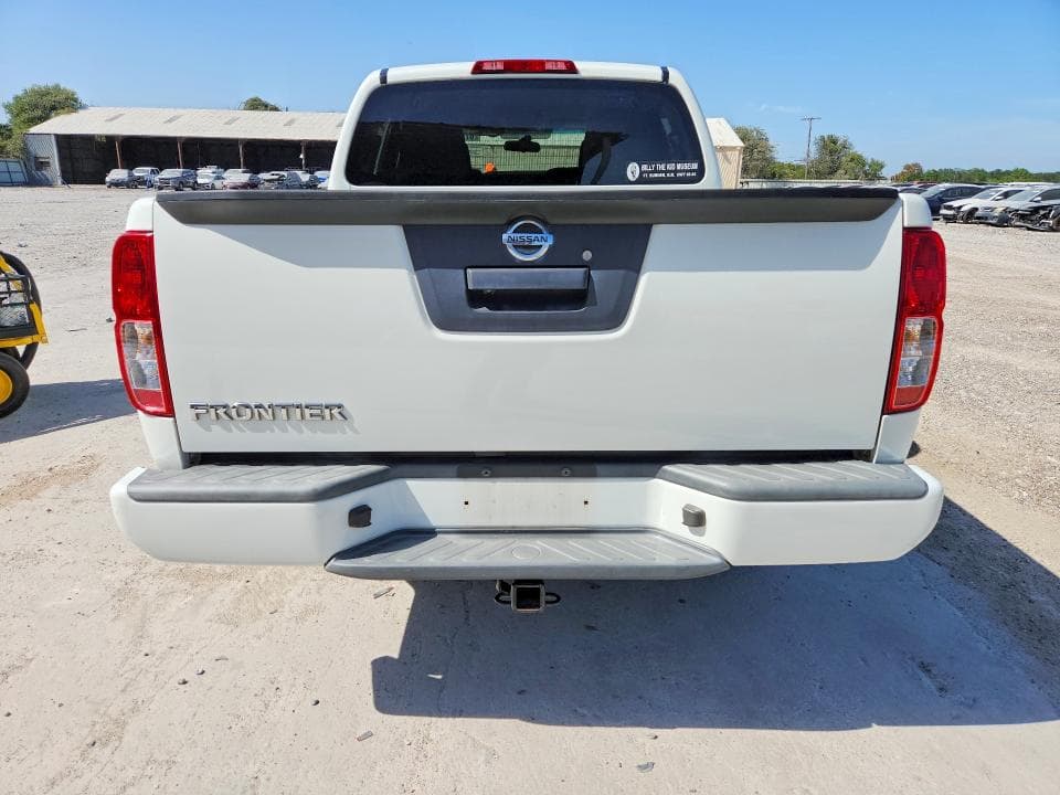 2018 NISSAN FRONTIER S 6