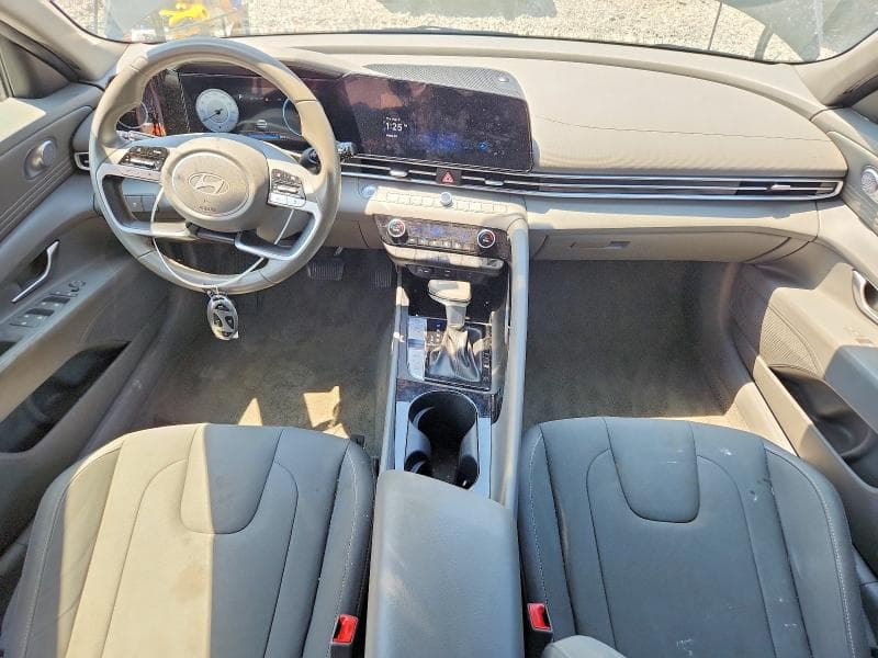 2025 HYUNDAI ELANTRA SEL 8