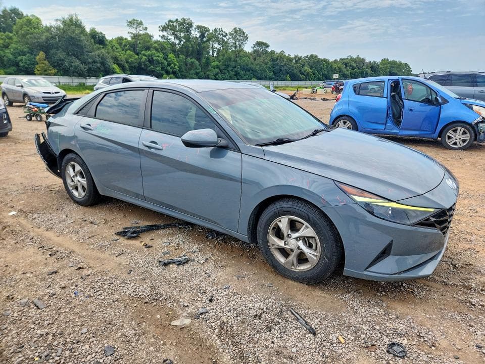 2022 HYUNDAI ELANTRA LTD 4