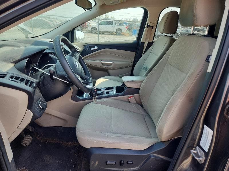 2017 FORD ESCAPE SE 7