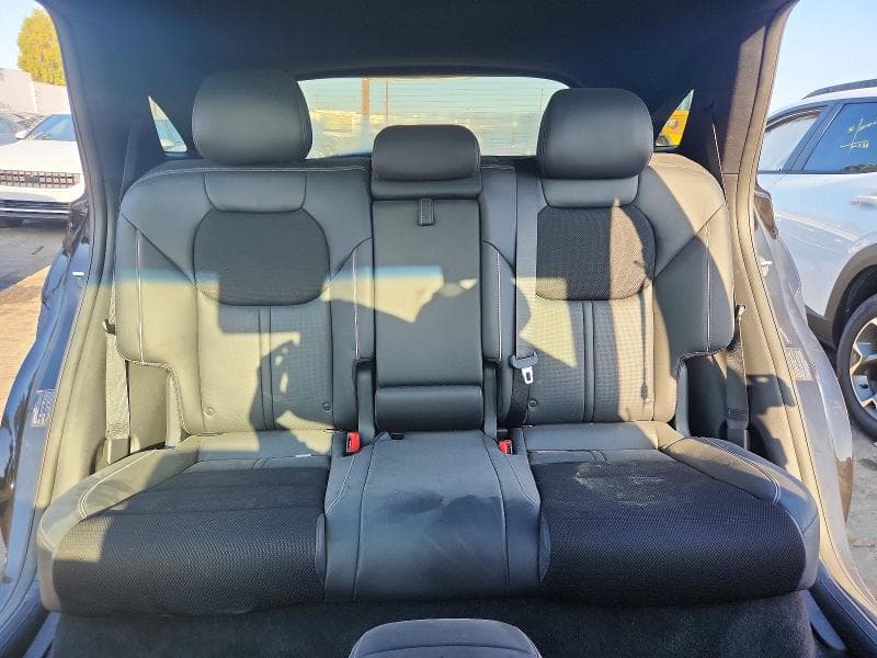 2025 GENESIS GV70 2.5T STANDARD 10
