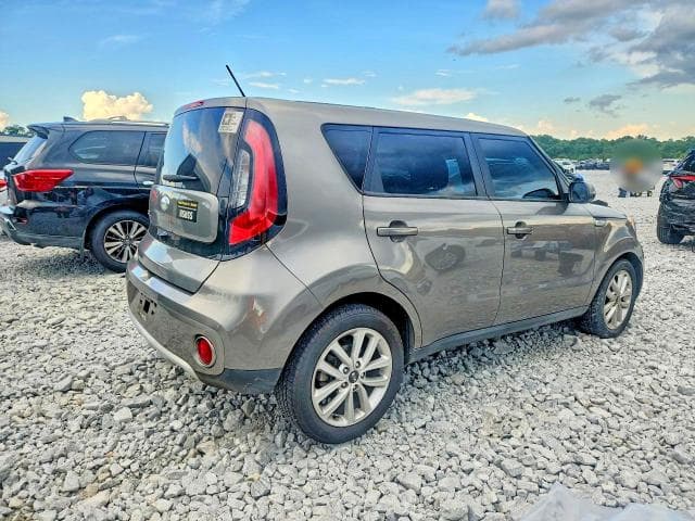 2017 KIA SOUL + 3