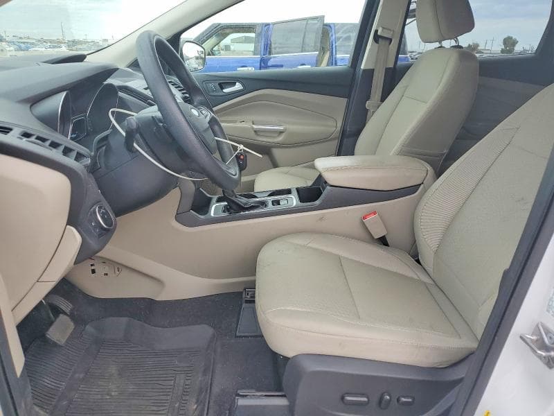 2017 FORD ESCAPE SE 7